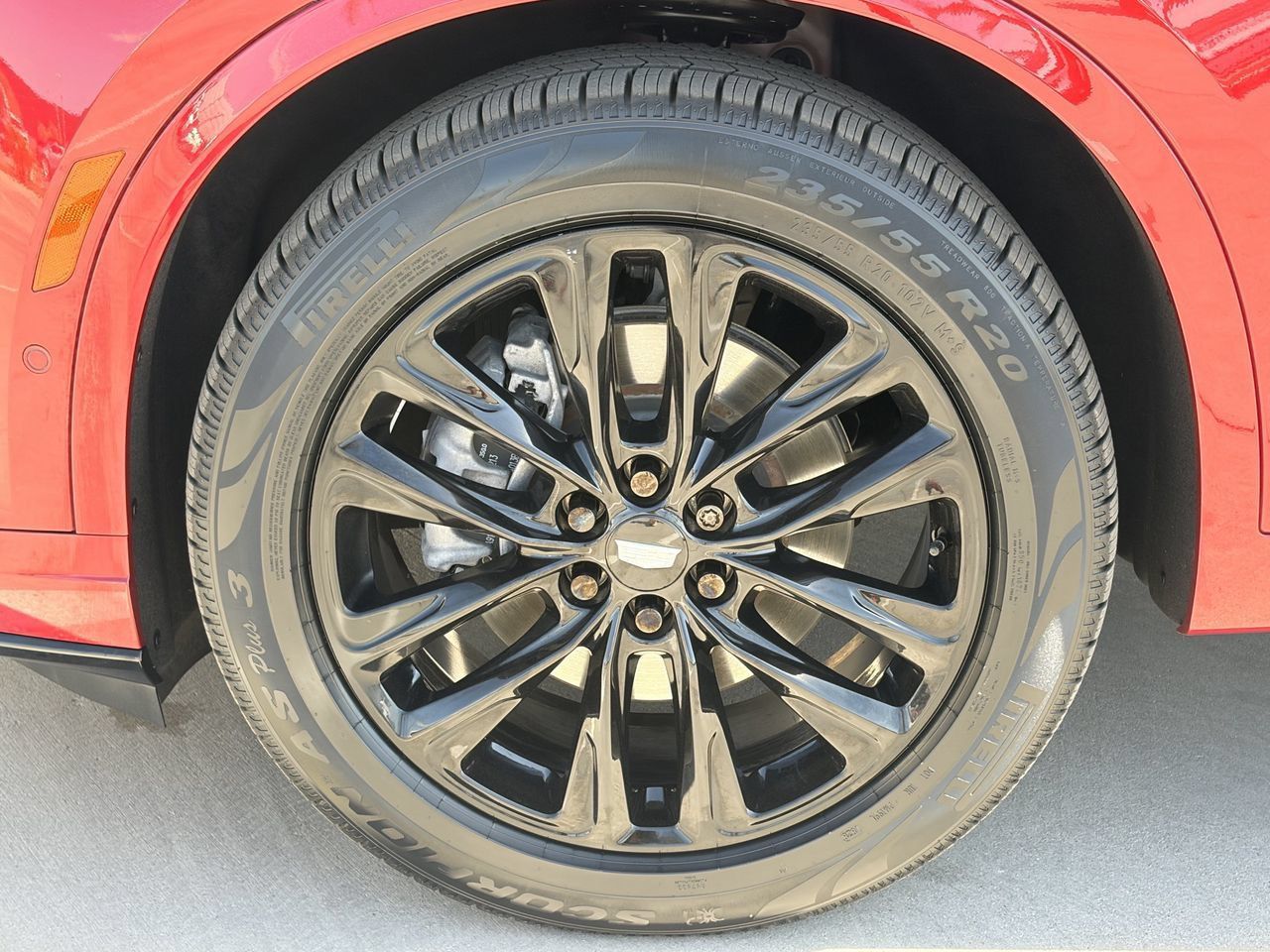 Used 2021 Cadillac XT6 Sport w/ LPO, ONYX Package AWD/4WD image 9