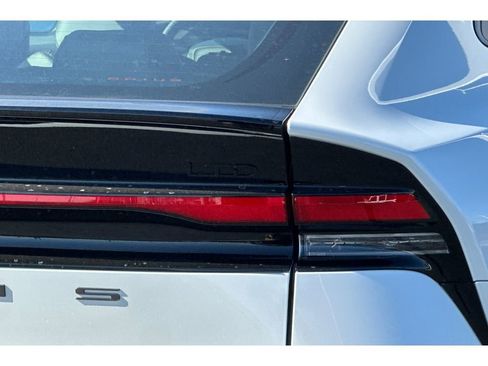 New 2026 Toyota Prius Limited image 31