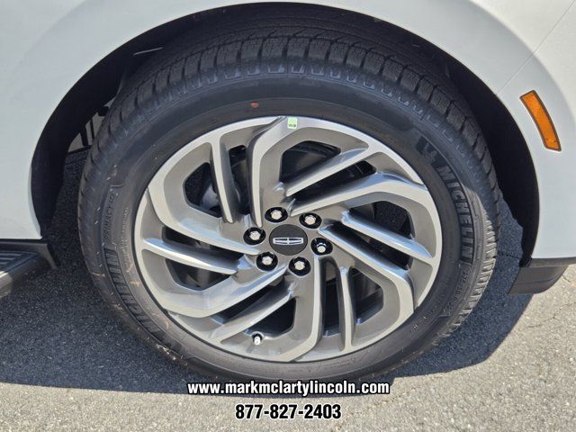 New 2027 Lincoln Navigator Premiere AWD/4WD image 15