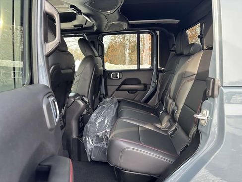 New 2026 Jeep Gladiator Rubicon AWD/4WD image 6