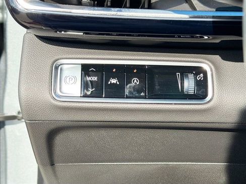 Used 2025 Buick Envision Sport Touring AWD/4WD image 35