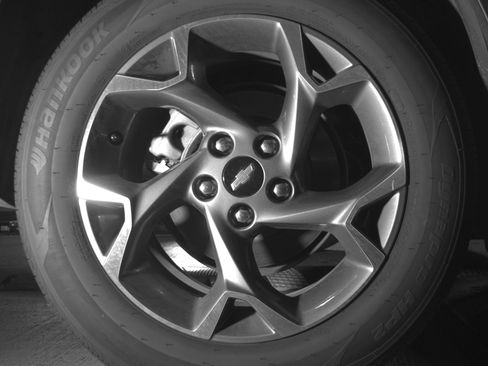 Used 2025 Chevrolet Trax LT FWD image 15