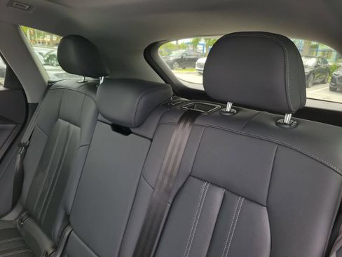 Used 2025 Audi Q5 Premium w/ Convenience Package AWD/4WD image 27