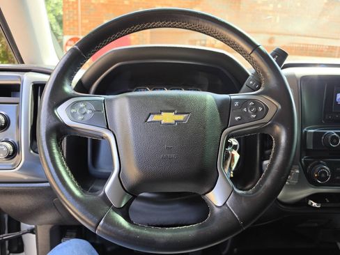 Used 2015 Chevrolet Silverado 1500 LT AWD/4WD image 25