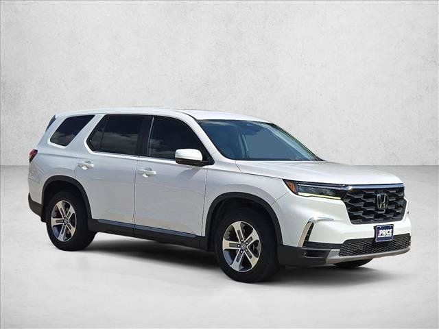 Used 2024 Honda Pilot EX-L image 3