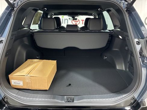 Used 2026 Toyota RAV4 XSE AWD/4WD image 19