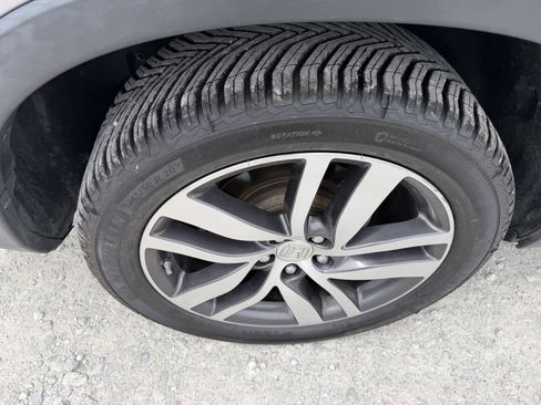 Used 2016 Honda Pilot Touring image 11
