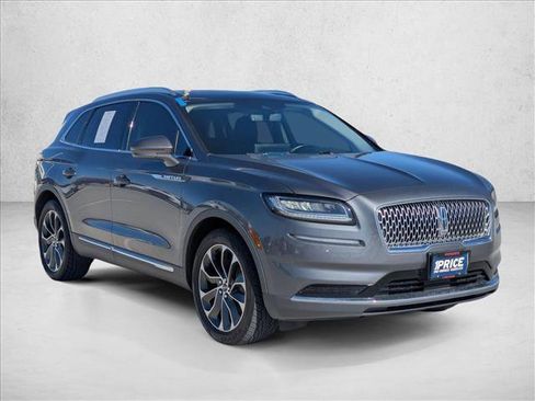 Used 2021 Lincoln Nautilus Reserve image 3