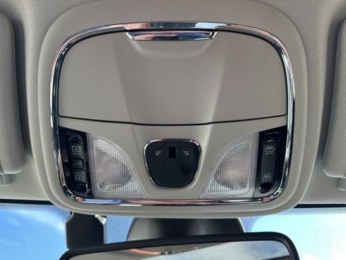 Used 2021 Jeep Cherokee Limited w/ Elite Package image 33