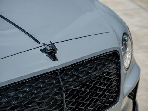 New 2025 Bentley Flying Spur Plug-In Hybrid image 8