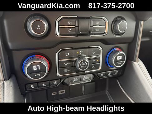 Used 2023 Chevrolet Tahoe High Country AWD/4WD image 20