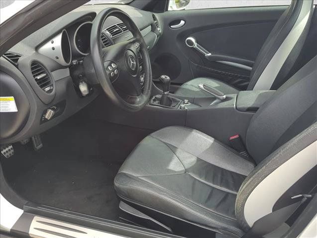 Used 2005 Mercedes-Benz SLK 350 image 12