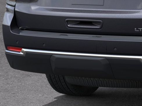New 2026 Chevrolet Suburban LT w/ Advanced Technology Package RWD image 14