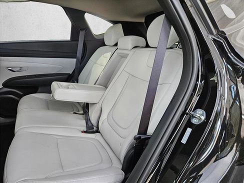 Certified 2025 Hyundai Tucson SEL FWD image 16