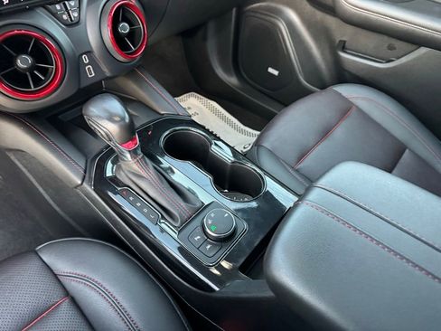 Used 2022 Chevrolet Blazer RS w/ Enhanced Convenience Package image 15