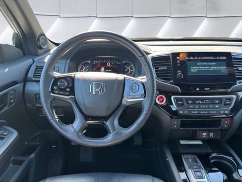 Used 2023 Honda Passport Elite image 15