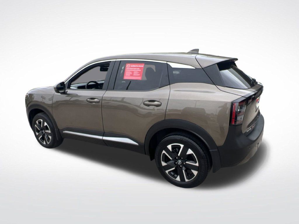Certified 2025 Nissan Kicks SV w/ Charging Package AWD/4WD image 47