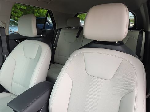 New 2026 Kia Niro EX FWD image 21