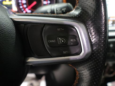 Used 2021 Jeep Gladiator Mojave AWD/4WD image 31