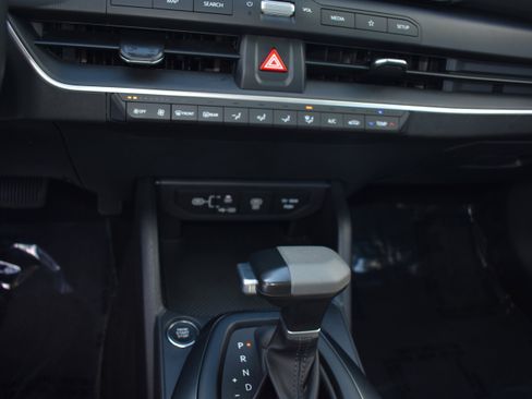 Used 2025 Kia K4 LXS image 22