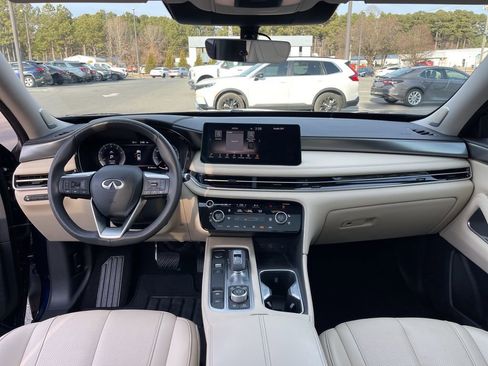 Used 2023 INFINITI QX60 Luxe w/ Performance Audio Package image 8