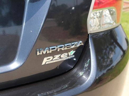 Used 2015 Subaru Impreza 2.0i AWD/4WD image 39