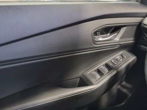 Used 2024 Honda Accord Sport image 23
