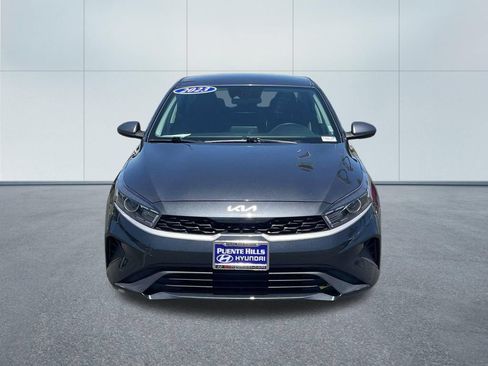 Used 2023 Kia Forte LXS FWD image 2