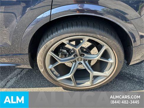 Used 2025 Audi RS Q8 performance image 24