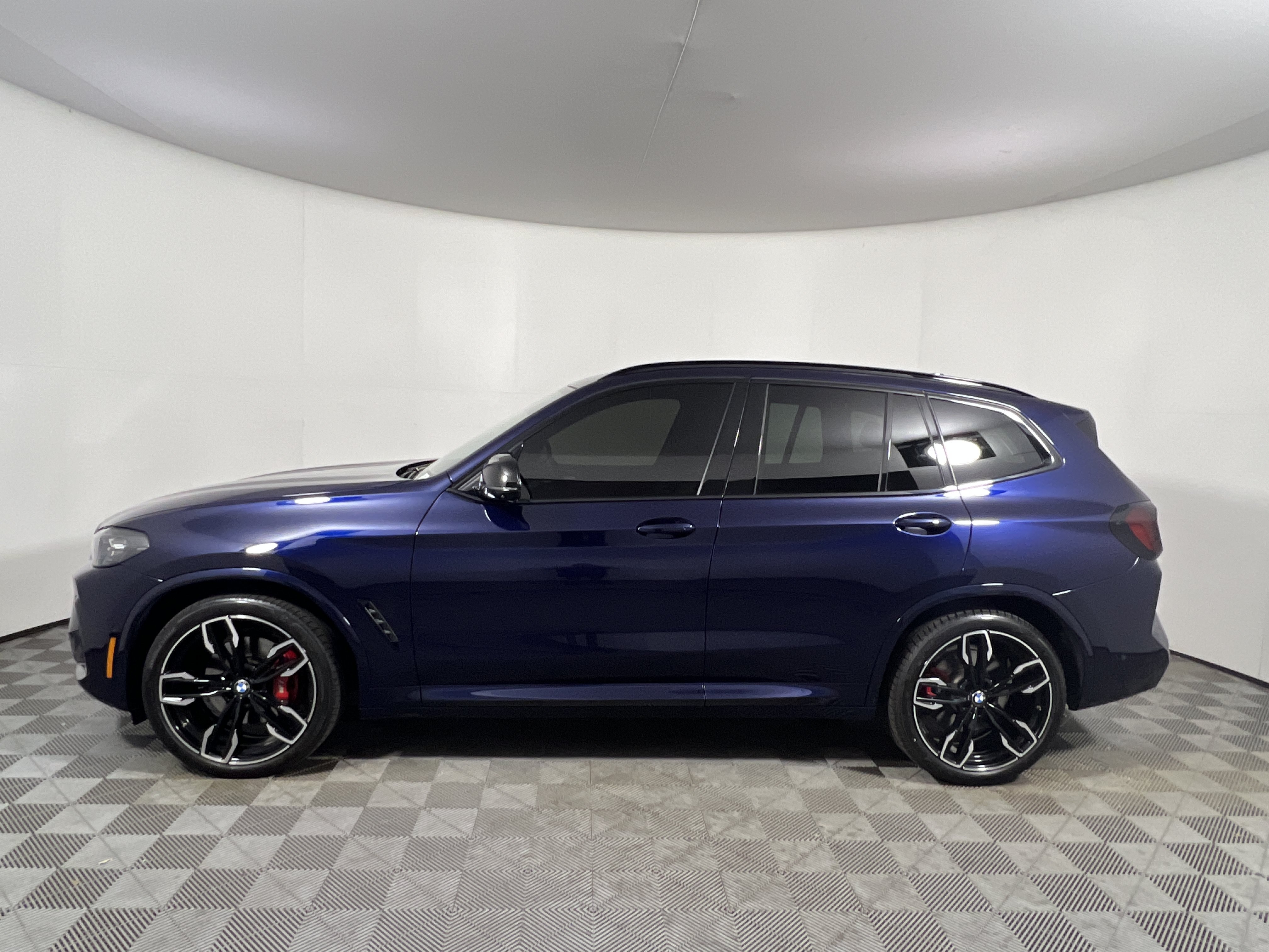 Used 2023 BMW X3 M40i AWD/4WD image 2