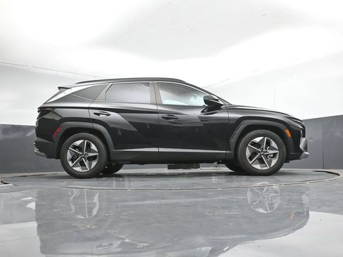 Used 2025 Hyundai Tucson SEL FWD image 45