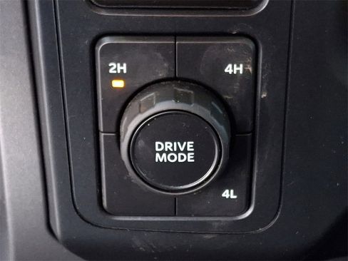 Used 2022 Ford F150 XLT image 22