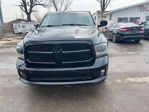 Used 2015 RAM 1500 Express AWD/4WD image 2
