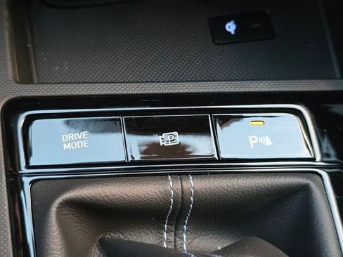 New 2025 Hyundai Elantra N image 17