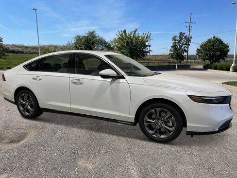 New 2025 Honda Accord EX-L image 8