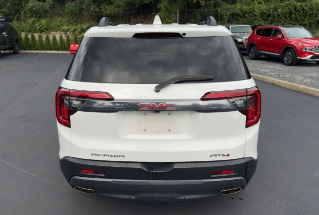 Used 2023 GMC Acadia AT4 w/ Preferred Package AWD/4WD image 6