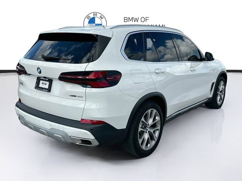 Used 2024 BMW X5 sDrive40i w/ Parking Assistance Package RWD image 7
