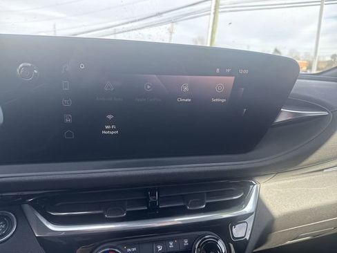 Certified 2024 Buick Envista Sport Touring w/ Convenience I Package image 13