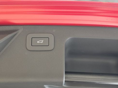 New 2026 Land Rover Discovery Sport Landmark image 12