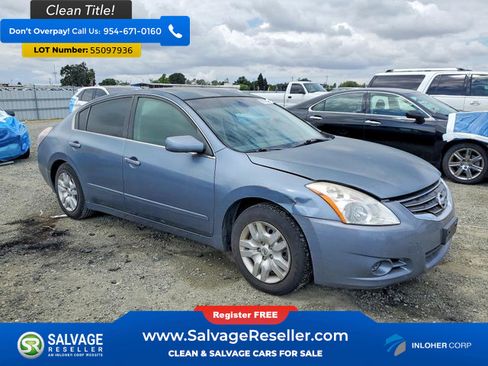Used 2010 Nissan Altima Sedan FWD image 5