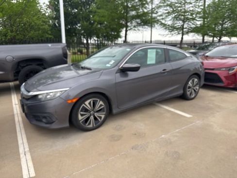 Used 2018 Honda Civic EX-T image 1