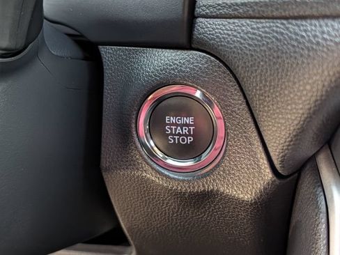Certified 2025 Toyota RAV4 XLE w/ Convenience Package FWD image 19
