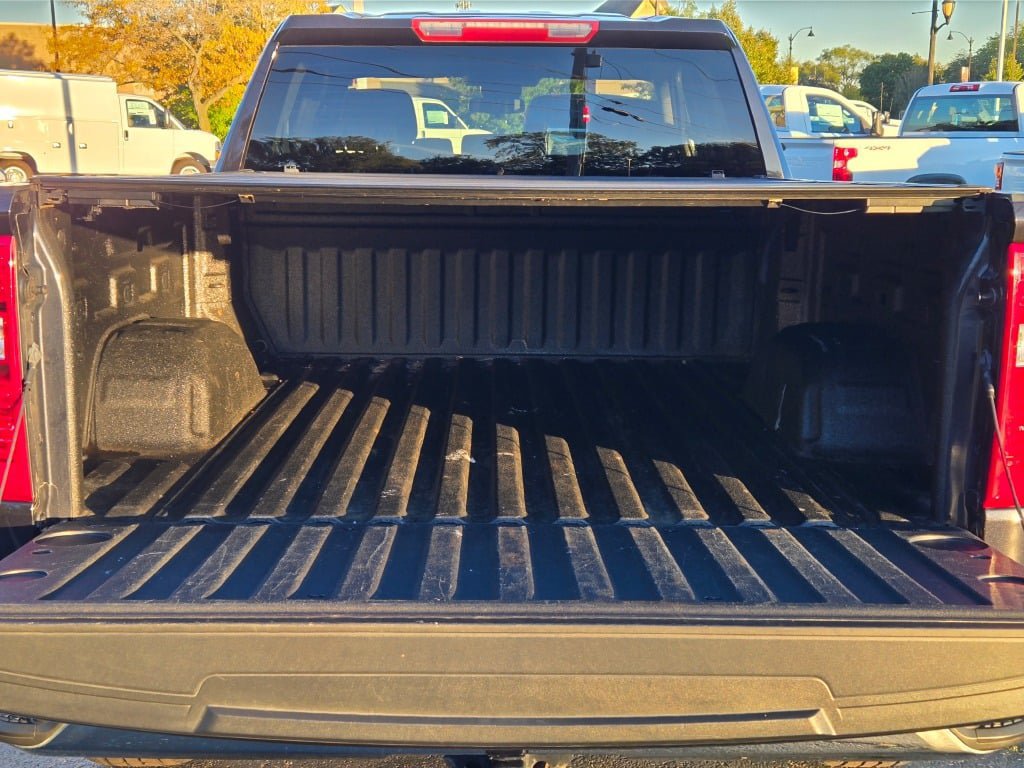 Certified 2023 Chevrolet Silverado 1500 LT w/ LPO, Dark Essentials Package AWD/4WD image 12