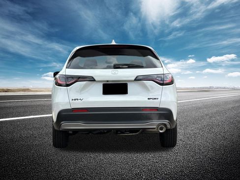 New 2027 Honda HR-V Sport image 4