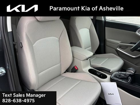 New 2025 Kia Soul LX image 17