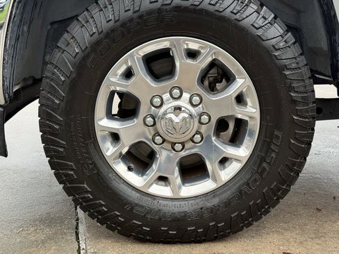 Used 2022 RAM 2500 Laramie AWD/4WD image 12