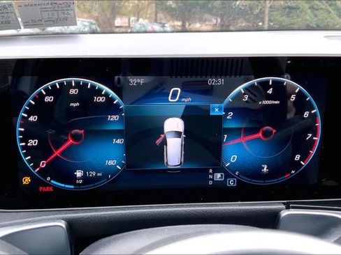 Used 2020 Mercedes-Benz GLB 250 4MATIC image 25