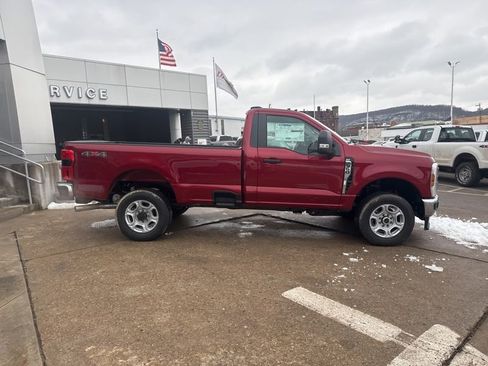 New 2026 Ford F350 XLT w/ 360-Degree Camera Package AWD/4WD image 8