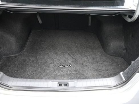 Used 2014 Nissan Altima 2.5 SV FWD image 10