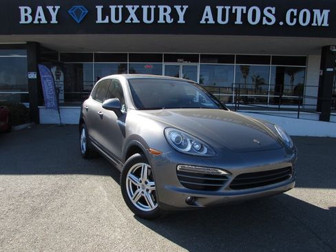 Used 2013 Porsche Cayenne AWD/4WD image 1
